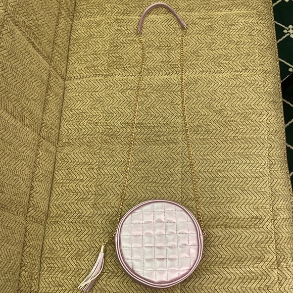 Round metallic light purple faux leather bag - Picture 4 of 4